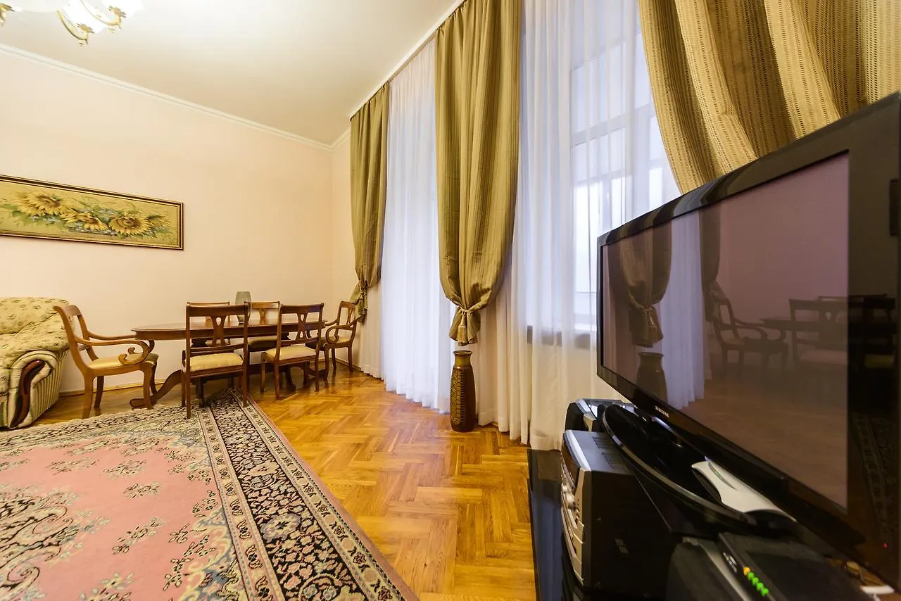 Apartment Красивая 3Х Комнатная На Майдане Ukraine
